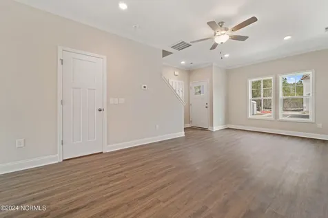 611 Jacks Crossing Drive Hubert NC 28539