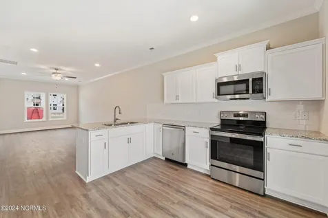 611 Jacks Crossing Drive Hubert NC 28539