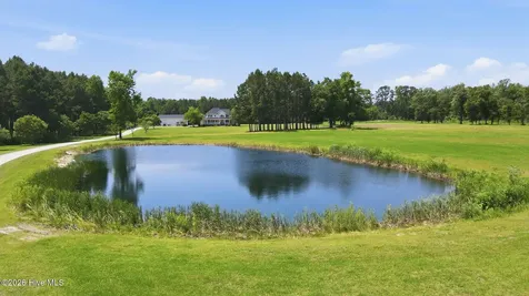 155 Fox Den Lane Vanceboro NC 28586
