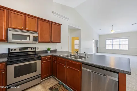 435 Lightning Whelk Way Wilmington NC 28412