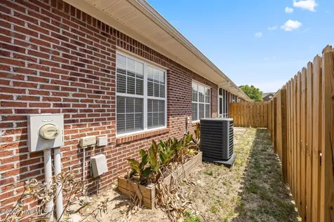 435 Lightning Whelk Way Wilmington NC 28412