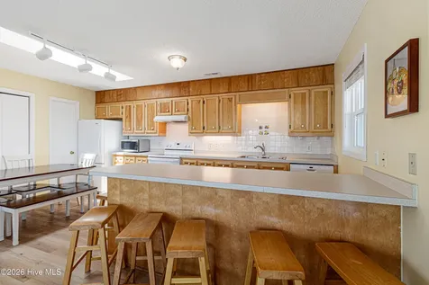 512 Ocean Drive Emerald Isle NC 28594