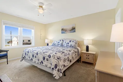 512 Ocean Drive Emerald Isle NC 28594