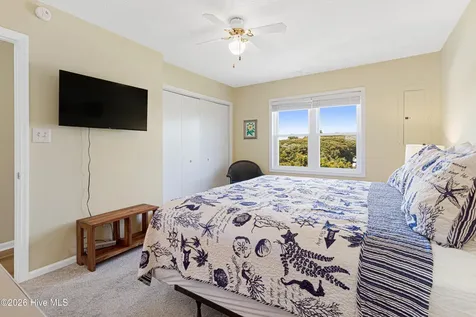 512 Ocean Drive Emerald Isle NC 28594