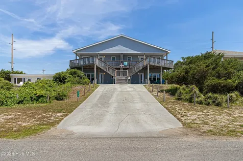 512 Ocean Drive Emerald Isle NC 28594