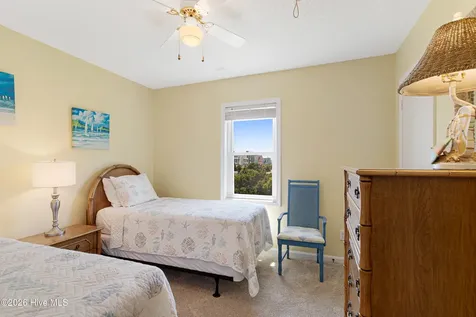 512 Ocean Drive Emerald Isle NC 28594