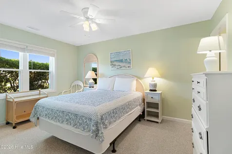 512 Ocean Drive Emerald Isle NC 28594