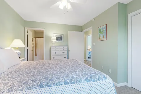 512 Ocean Drive Emerald Isle NC 28594