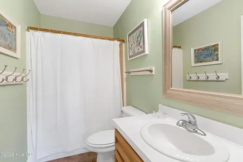 512 Ocean Drive Emerald Isle NC 28594