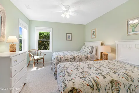 512 Ocean Drive Emerald Isle NC 28594