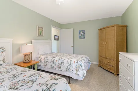 512 Ocean Drive Emerald Isle NC 28594