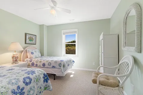 512 Ocean Drive Emerald Isle NC 28594