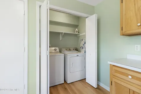 512 Ocean Drive Emerald Isle NC 28594