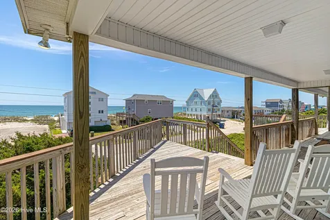 512 Ocean Drive Emerald Isle NC 28594