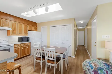 512 Ocean Drive Emerald Isle NC 28594