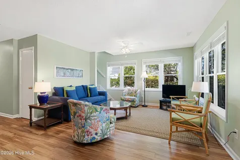 512 Ocean Drive Emerald Isle NC 28594