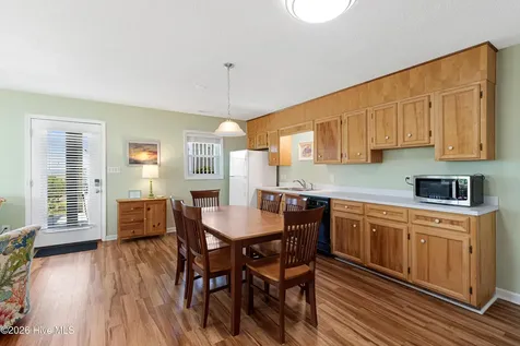 512 Ocean Drive Emerald Isle NC 28594