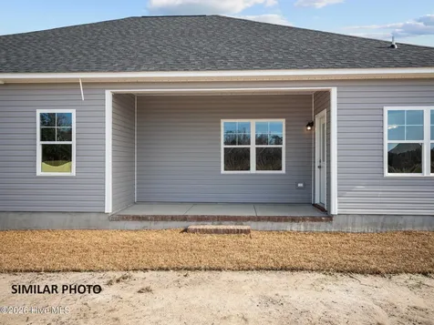 703 N Pebble Branch Court Holly Ridge NC 28445