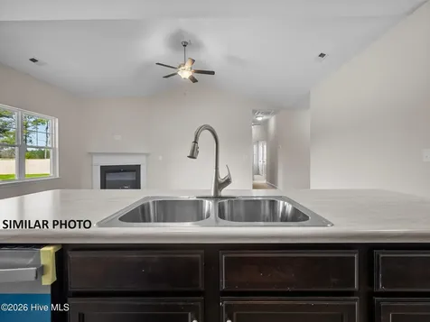 703 N Pebble Branch Court Holly Ridge NC 28445