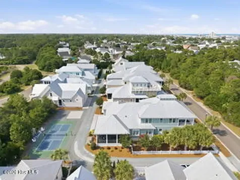 1234 Croaker Lane Carolina Beach NC 28428
