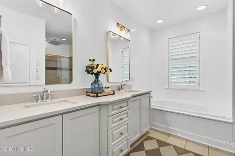6122 River Sound Circle Southport NC 28461