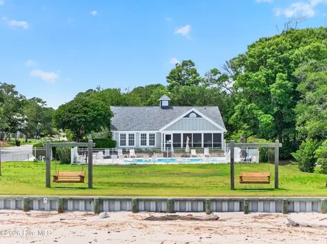 6122 River Sound Circle Southport NC 28461