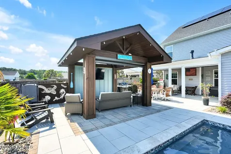 1113 Canopy Way Wilmington NC 28409