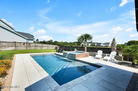 1113 Canopy Way Wilmington NC 28409