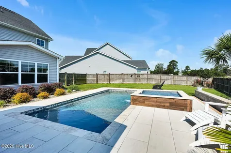 1113 Canopy Way Wilmington NC 28409
