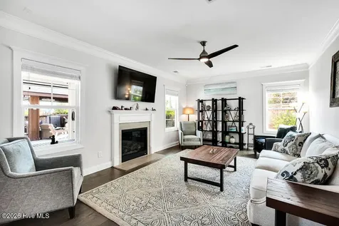 1113 Canopy Way Wilmington NC 28409