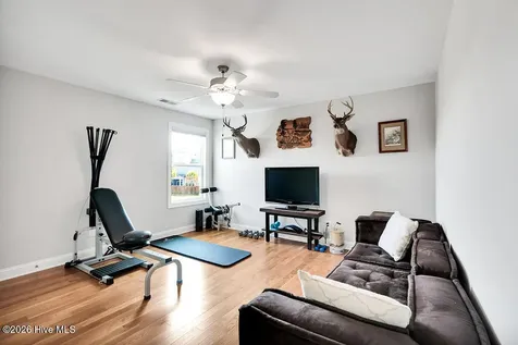 1113 Canopy Way Wilmington NC 28409
