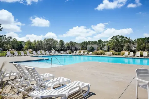 1113 Canopy Way Wilmington NC 28409