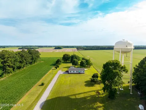 741 Swamp Road Hertford NC 27944