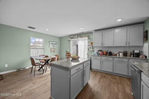502 Dakota Avenue New Bern NC 28560