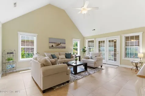 6122 Northshore Drive Wilmington NC 28411