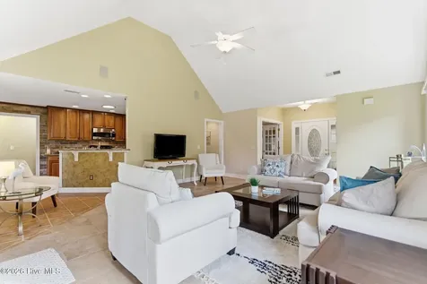 6122 Northshore Drive Wilmington NC 28411