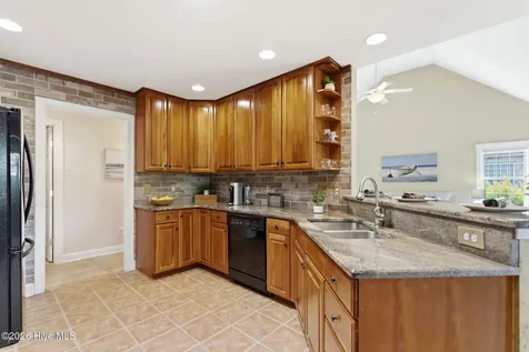 6122 Northshore Drive Wilmington NC 28411