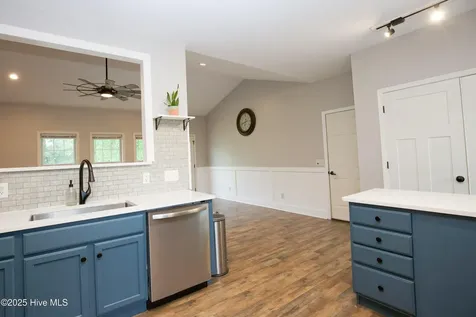 102 Willow Creek Lane Pinebluff NC 28373
