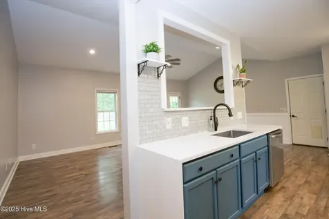 102 Willow Creek Lane Pinebluff NC 28373