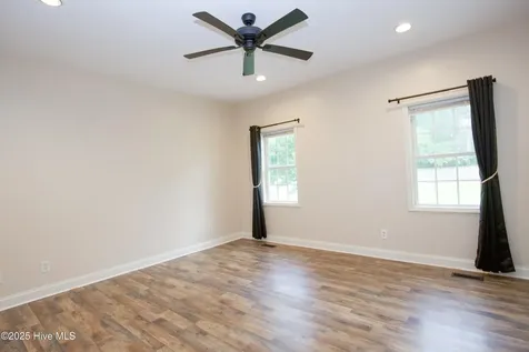 102 Willow Creek Lane Pinebluff NC 28373