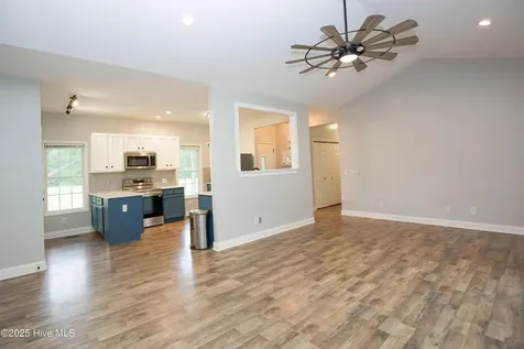 102 Willow Creek Lane Pinebluff NC 28373