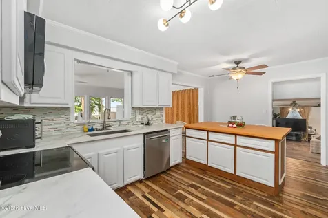 82 Cypress Shores Road W Roper NC 27970