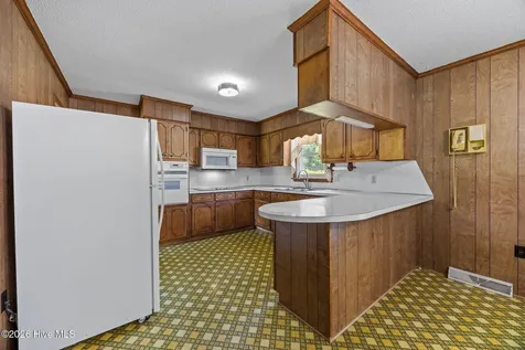 420 Aberdeen Drive Washington NC 27889