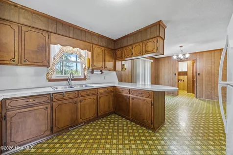 420 Aberdeen Drive Washington NC 27889