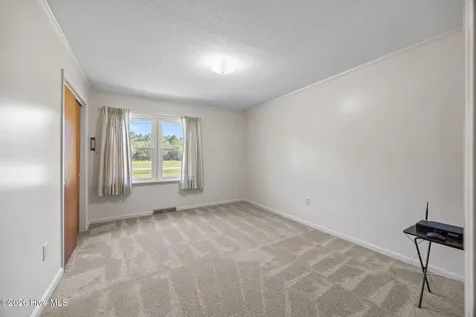 420 Aberdeen Drive Washington NC 27889