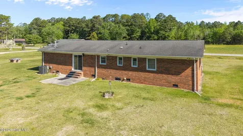 420 Aberdeen Drive Washington NC 27889