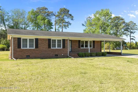 420 Aberdeen Drive Washington NC 27889
