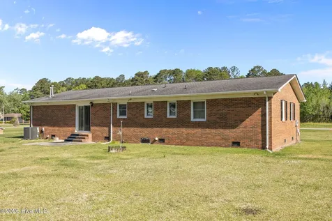 420 Aberdeen Drive Washington NC 27889