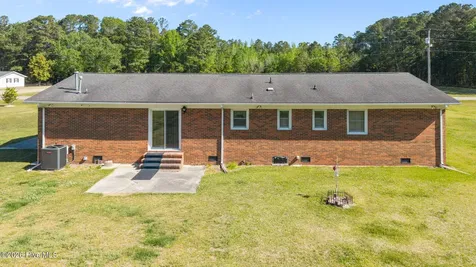 420 Aberdeen Drive Washington NC 27889