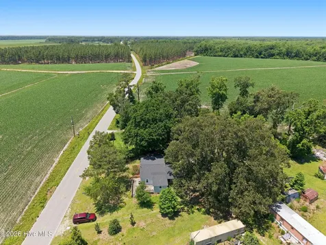 2534 White Oak River Road Maysville NC 28555